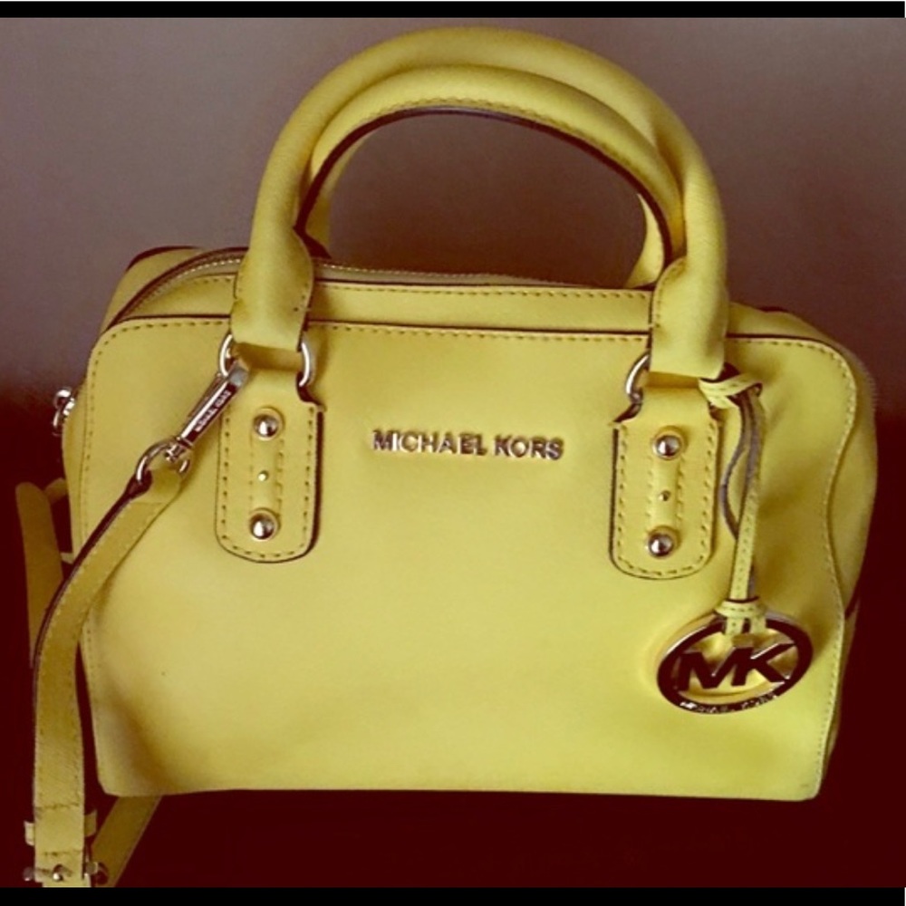 Michael kors purse